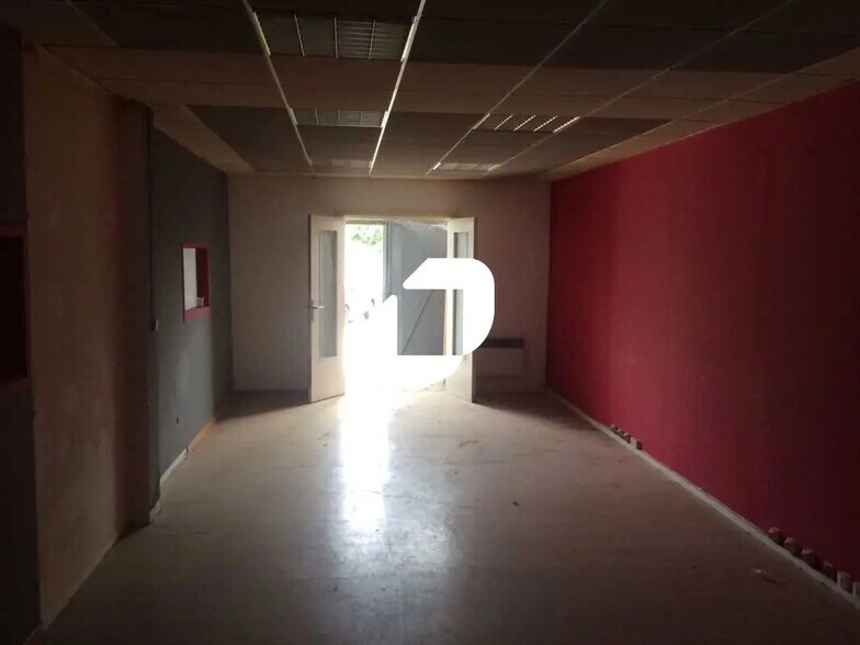 Office in Chevilly-Larue for lease - Building Photo - Image 2 of 13