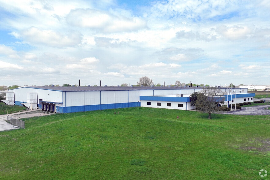 1450 Commerce Pky, Franklin, IN for lease - Primary Photo - Image 1 of 29