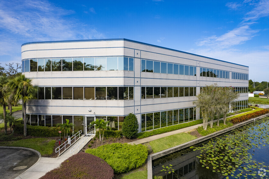 3450-3550 Buschwood Park Dr, Tampa, FL for lease - Building Photo - Image 3 of 15