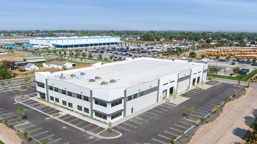 56 N. Benchmark ave, Meridian, ID for lease - Building Photo - Image 3 of 3