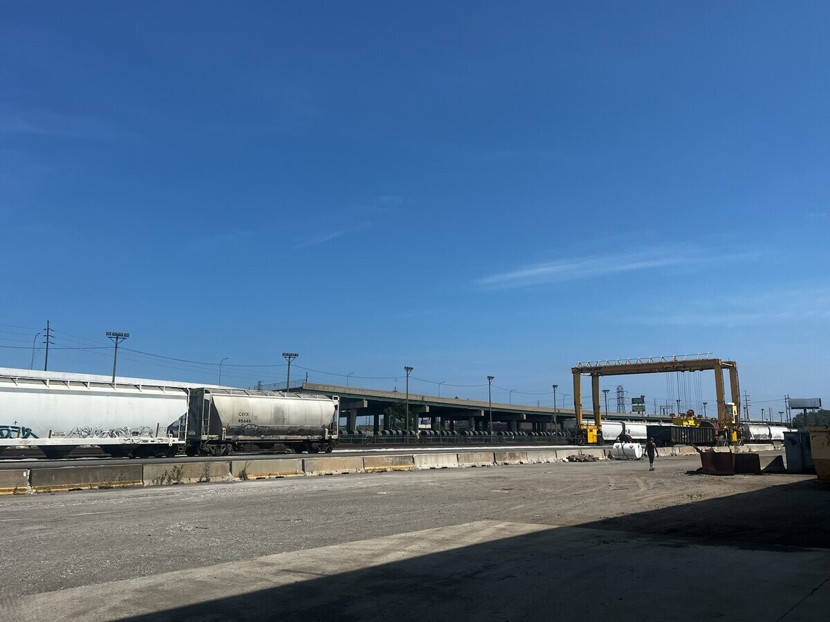 3444 Dickey Rd, East Chicago, IN 46312