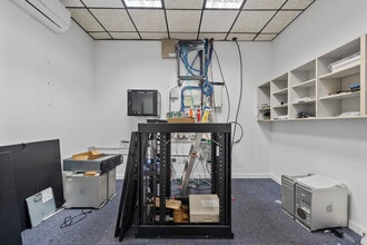 2975 S Horseshoe Dr, Naples, FL for lease Interior Photo- Image 1 of 19