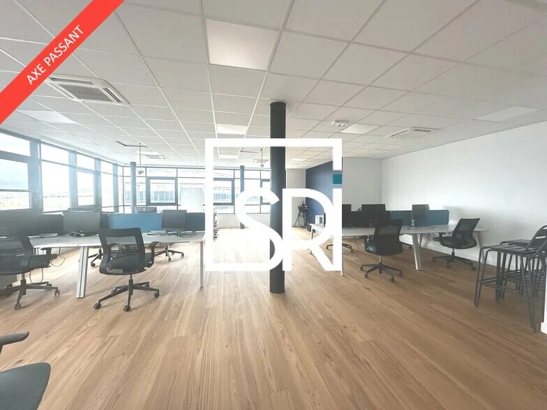 Office in Cournon-d'Auvergne for lease - Building Photo - Image 3 of 33