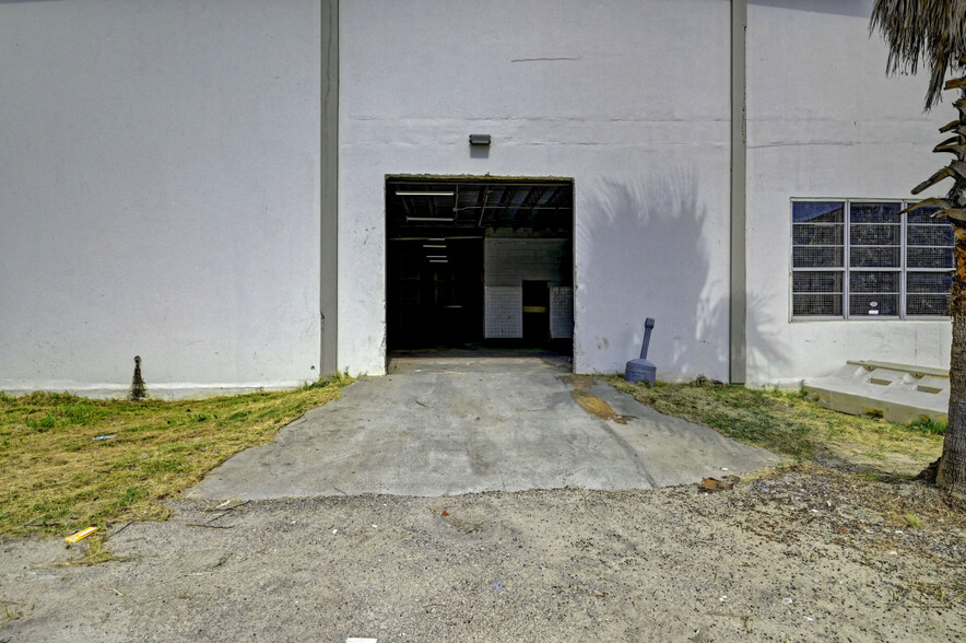 5302 Sealy St, Galveston, TX for lease - Building Photo - Image 3 of 18