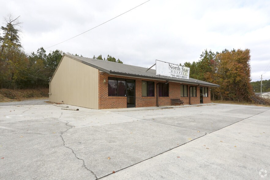 216 Newtown Rd, Calhoun, GA 30701