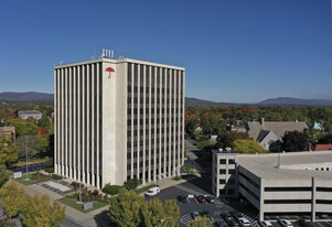 Monument Plaza - Loft