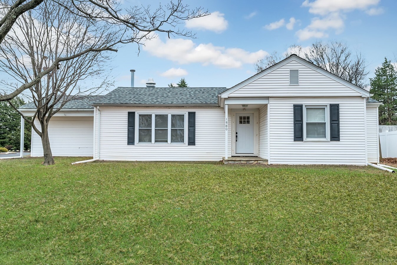 1580 Parkside Ave, Ewing, NJ 08638