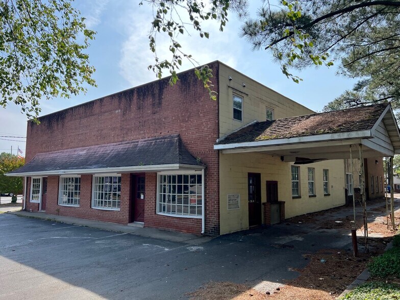 107 N Cross St, Chestertown, MD for sale - Building Photo - Image 1 of 1