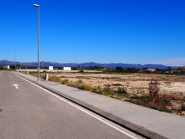 Industrial in Valencia del Mombuey for sale - Building Photo - Image 3 of 3