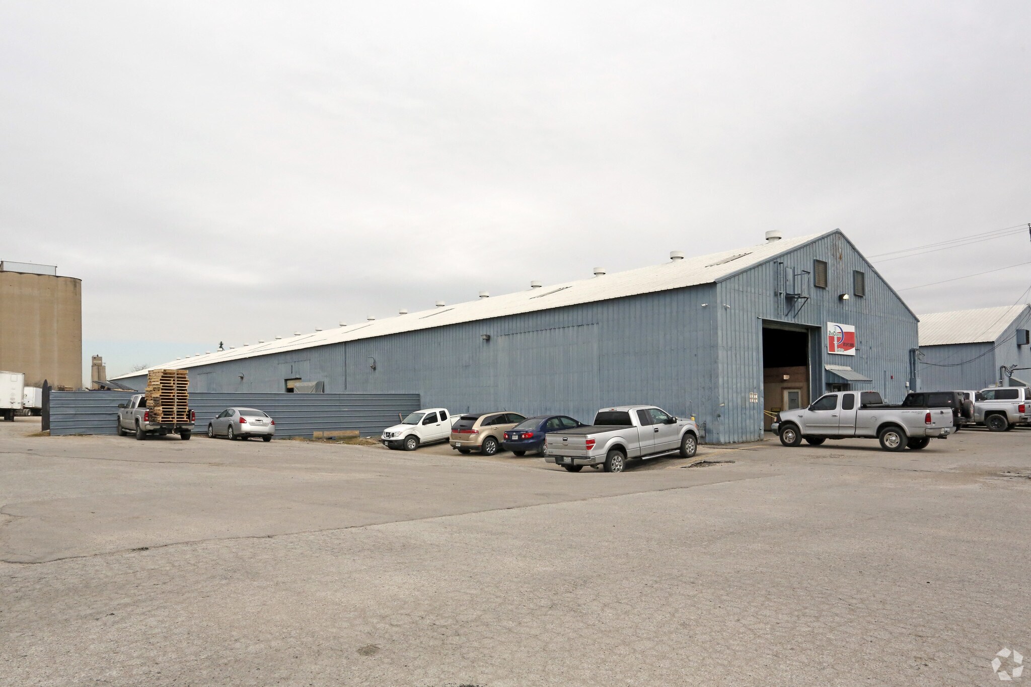 213 E Mcleroy Blvd, Saginaw, TX for sale Primary Photo- Image 1 of 1