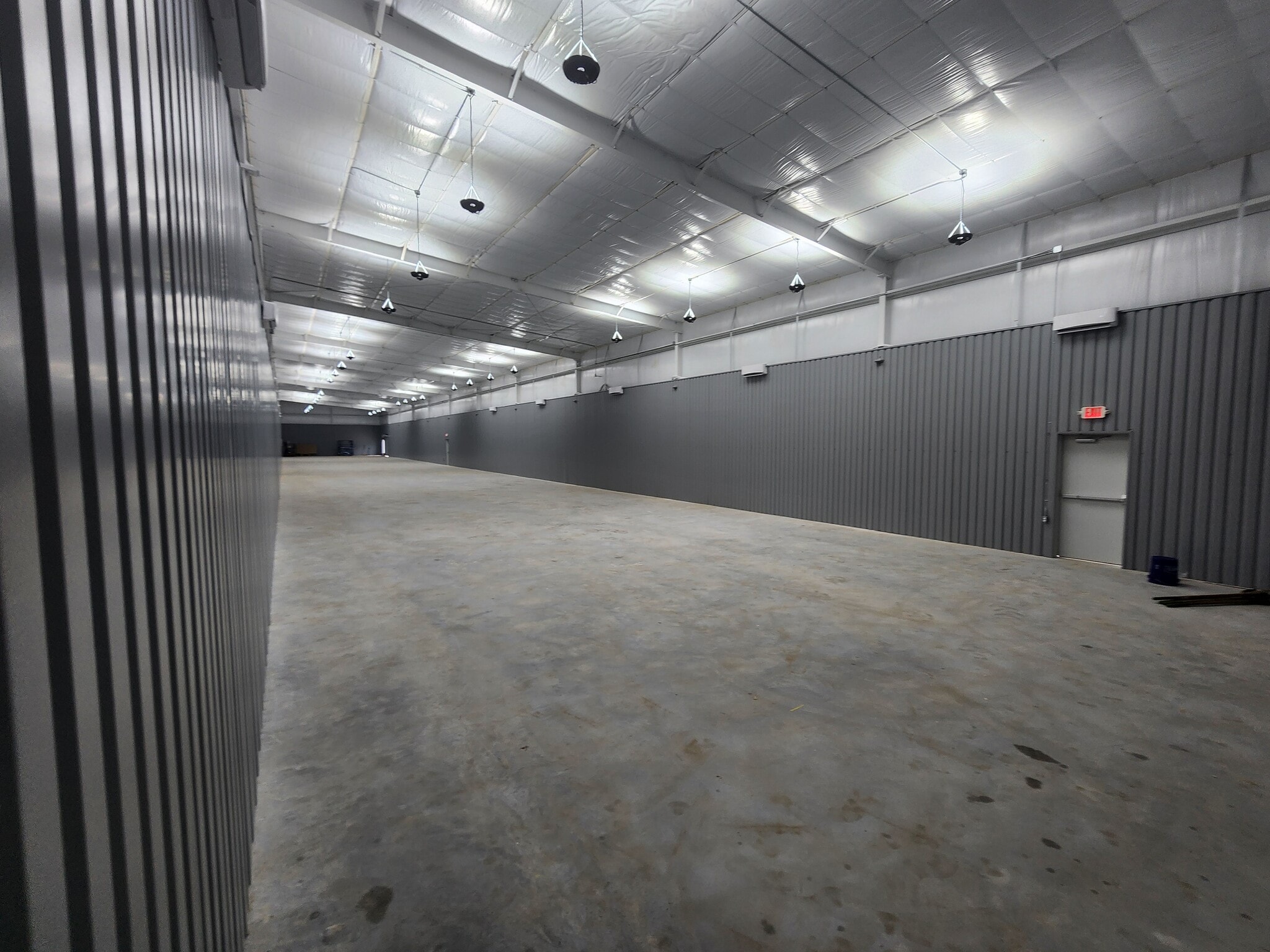 11703-11711 Spring Cypress Rd, Tomball, TX for lease Interior Photo- Image 1 of 2