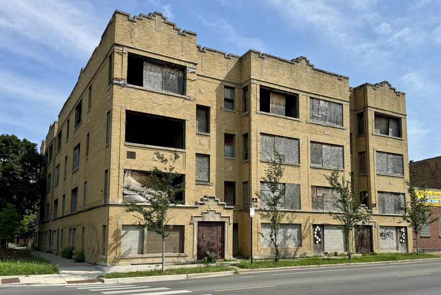 818-824 W 71st St, Chicago, IL for sale - Building Photo - Image 1 of 2