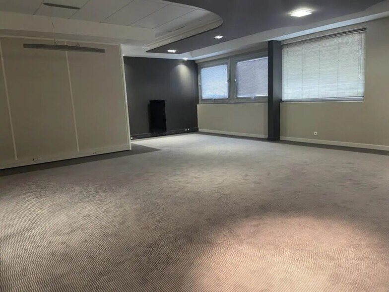 125/129 Rue Casimir Périer, Bezons for lease - Building Photo - Image 2 of 11