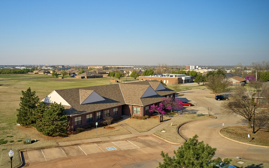 416 W 15th St, Edmond, OK for sale - Aerial - Image 1 of 1