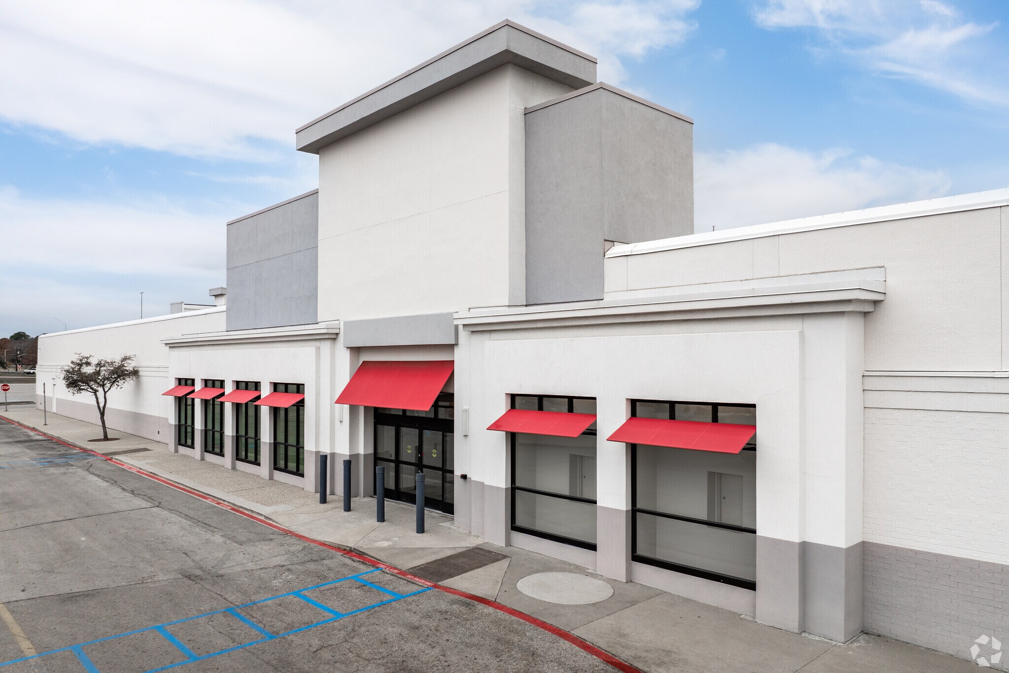 2201 S Interstate 35 E, Denton, TX for sale Building Photo- Image 1 of 1