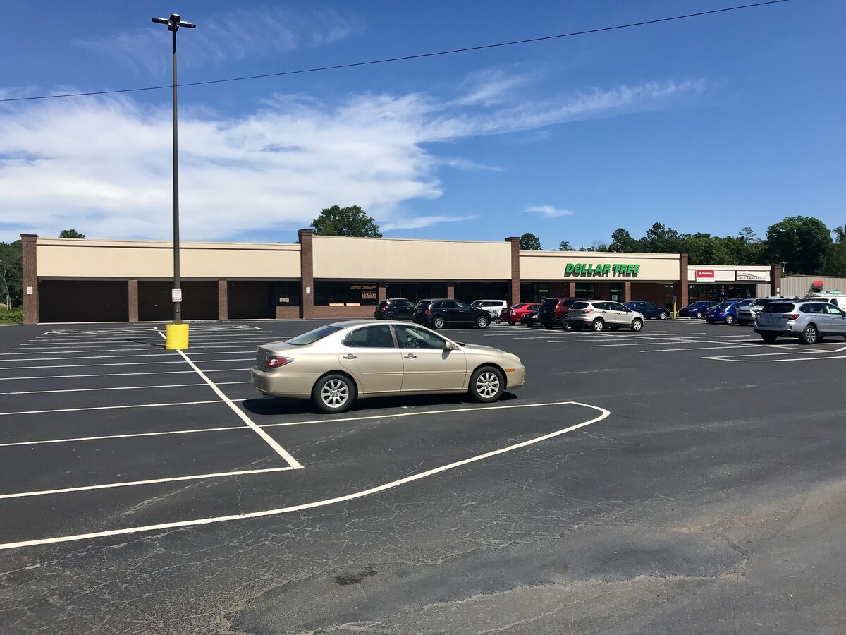 800 Greenville Hwy, Hendersonville, NC 28792