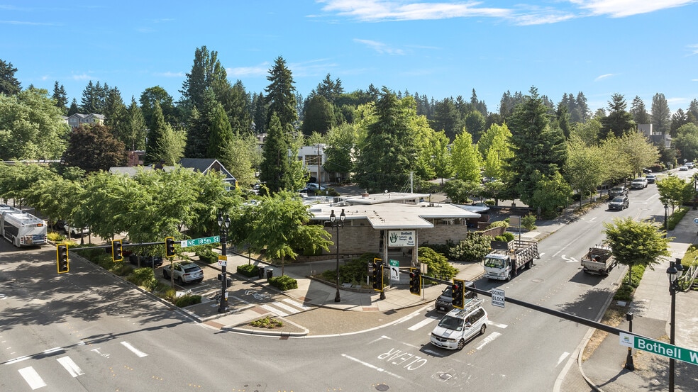 18504 Bothell Way NE, Bothell, WA for lease - Primary Photo - Image 1 of 35