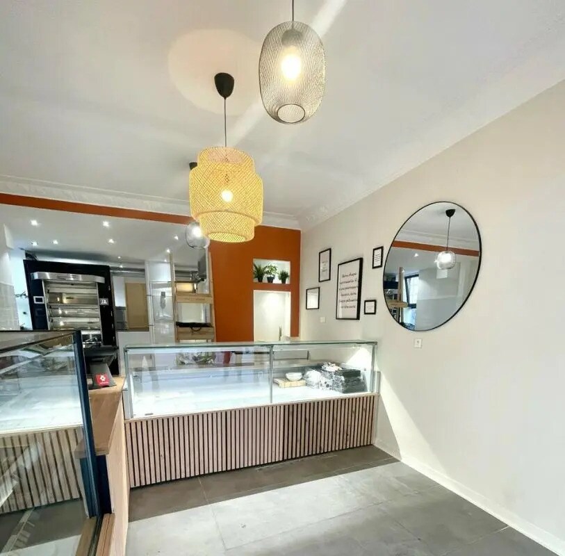 Retail in Nice for sale Interior Photo- Image 1 of 6