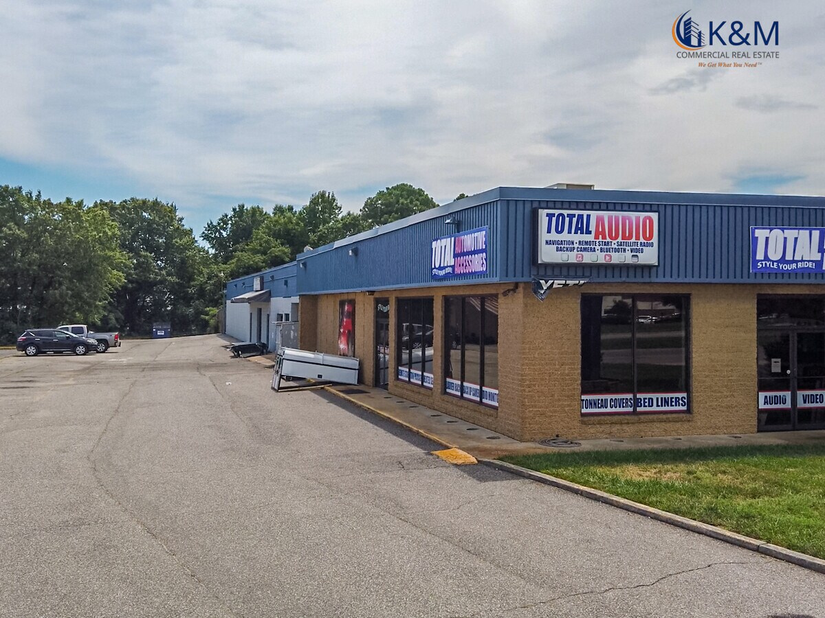 11201 Midlothian Tpke, Richmond, VA 23235