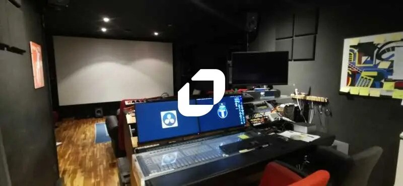 Retail in Paris for lease - Building Photo - Image 2 of 8