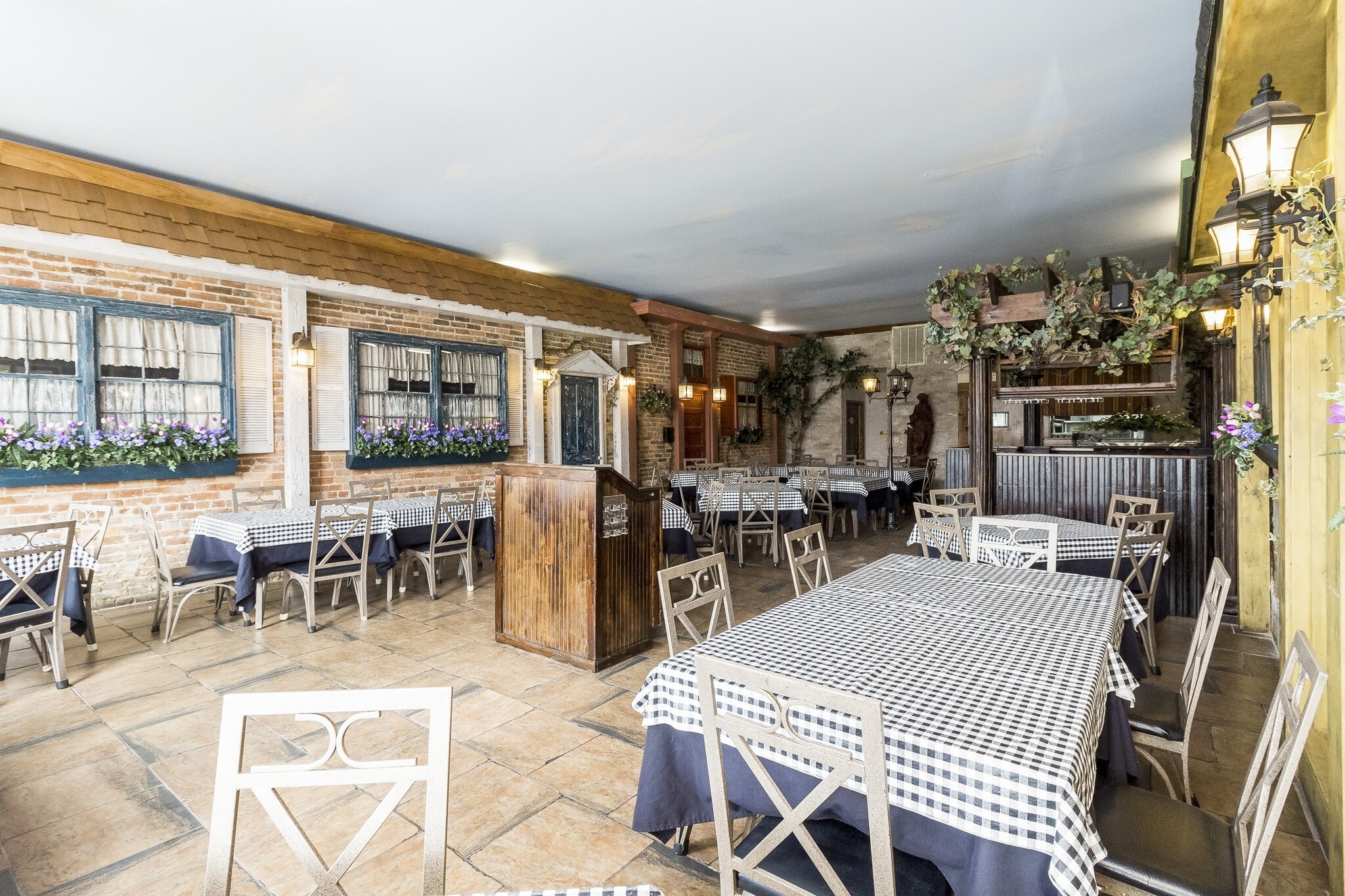 106 Tennessee Ave S, Cowan, TN for sale Primary Photo- Image 1 of 22