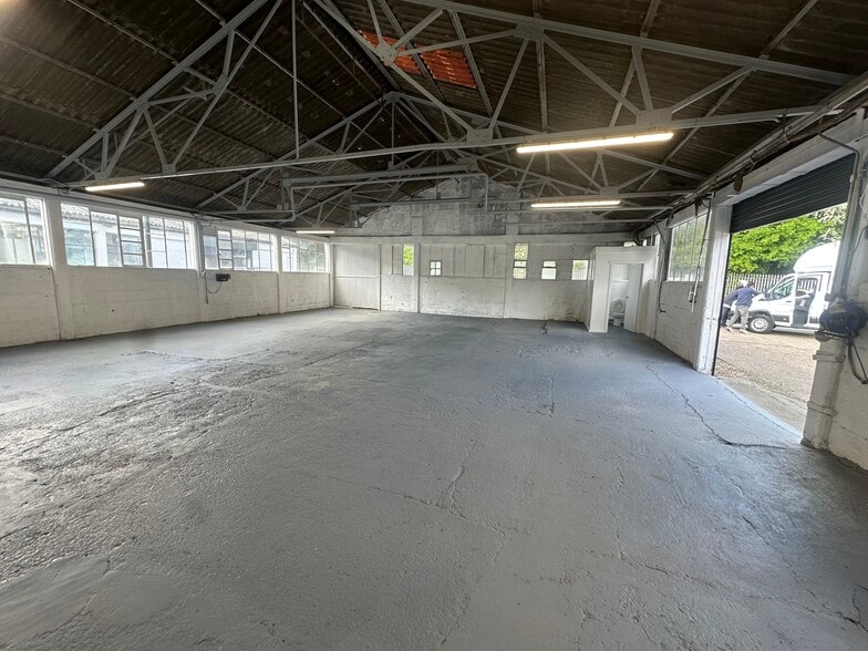 Mimram Rd, Hertford for lease - Building Photo - Image 3 of 16