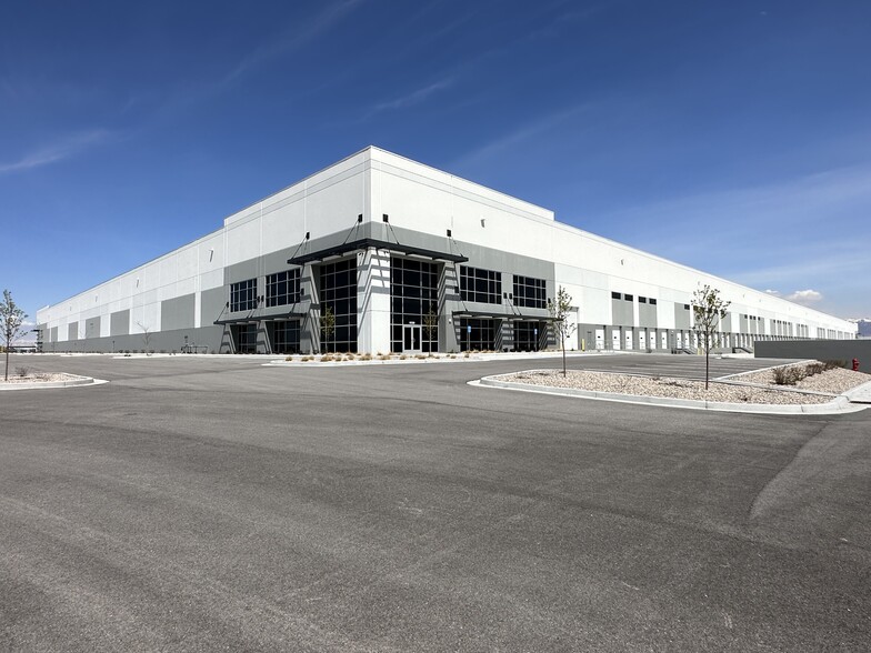 6020 W 300 S, Salt Lake City, UT for lease - Building Photo - Image 2 of 4