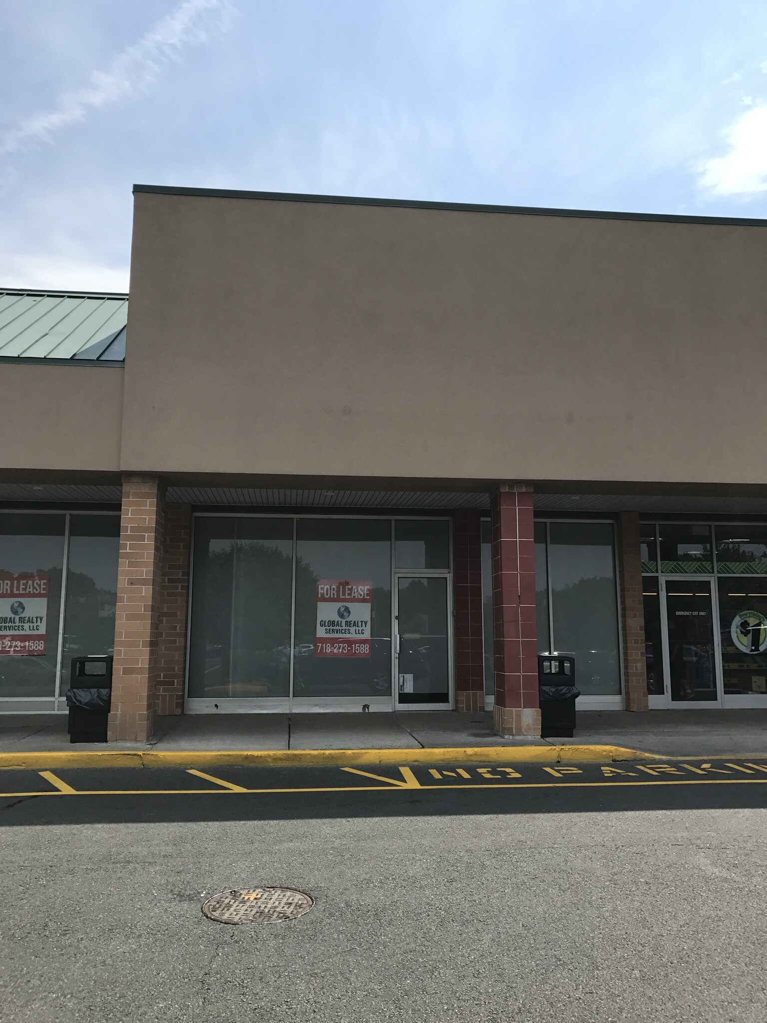 6400 Amboy Rd, Staten Island, NY 10309 Amboy Plaza