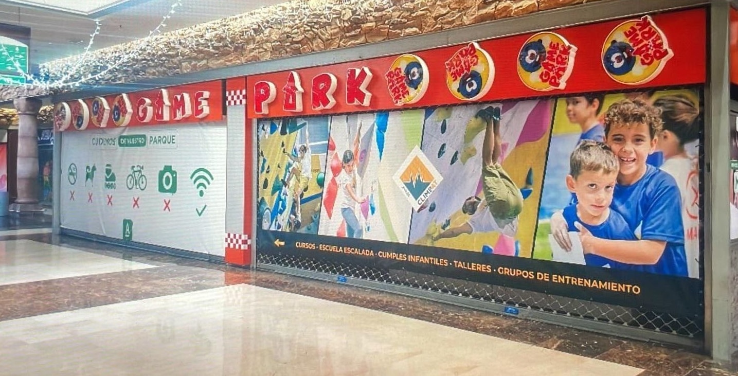 Retail in Corvera de Asturias, Asturias for lease Interior Photo- Image 1 of 3