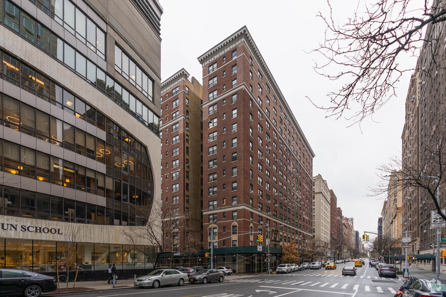 441-451 W End Ave, New York, NY for lease - Primary Photo - Image 1 of 12