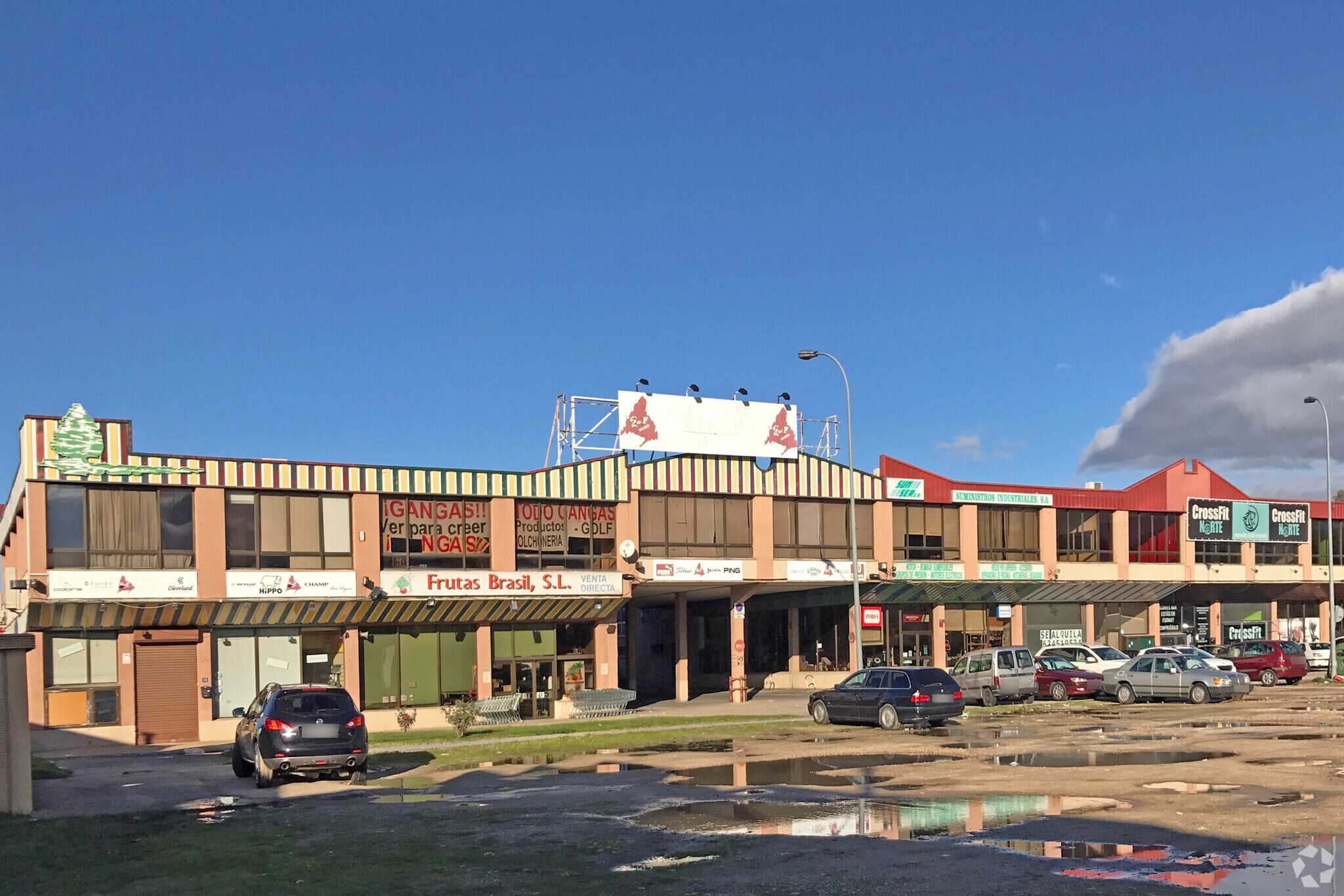 Calle Río Tormes, 4, Algete, Madrid for sale Primary Photo- Image 1 of 5