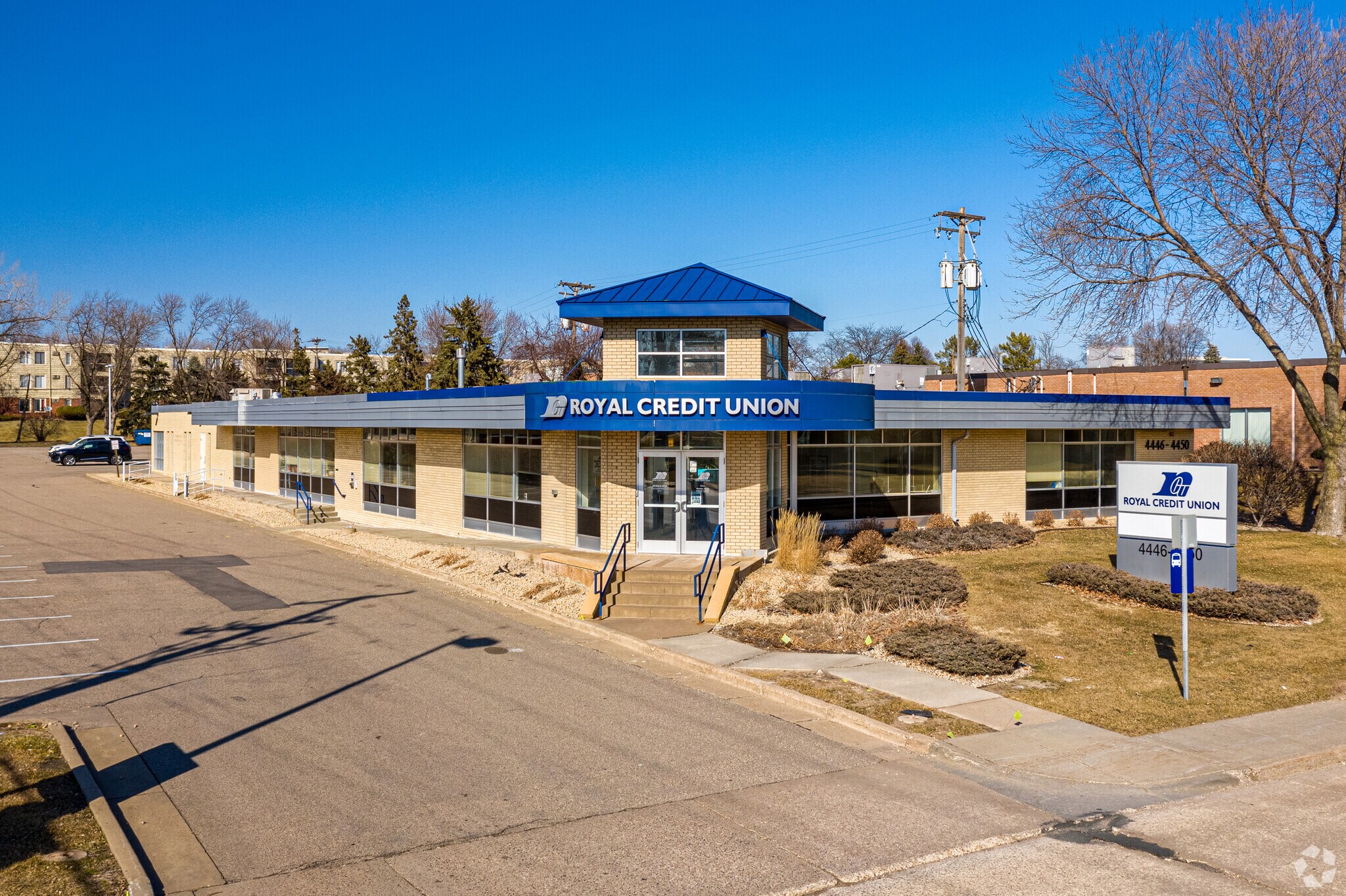 4446-4450 W 76th St, Edina, MN for sale Primary Photo- Image 1 of 1