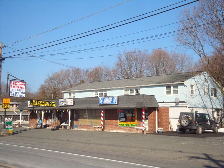 196 Main St, Andover, NJ 07821