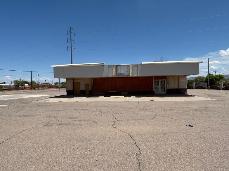 612 W Frontier St, Eloy, AZ for sale - Building Photo - Image 1 of 11