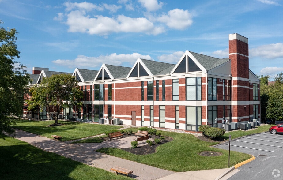 4 Reservoir Cir, Pikesville, MD 21208