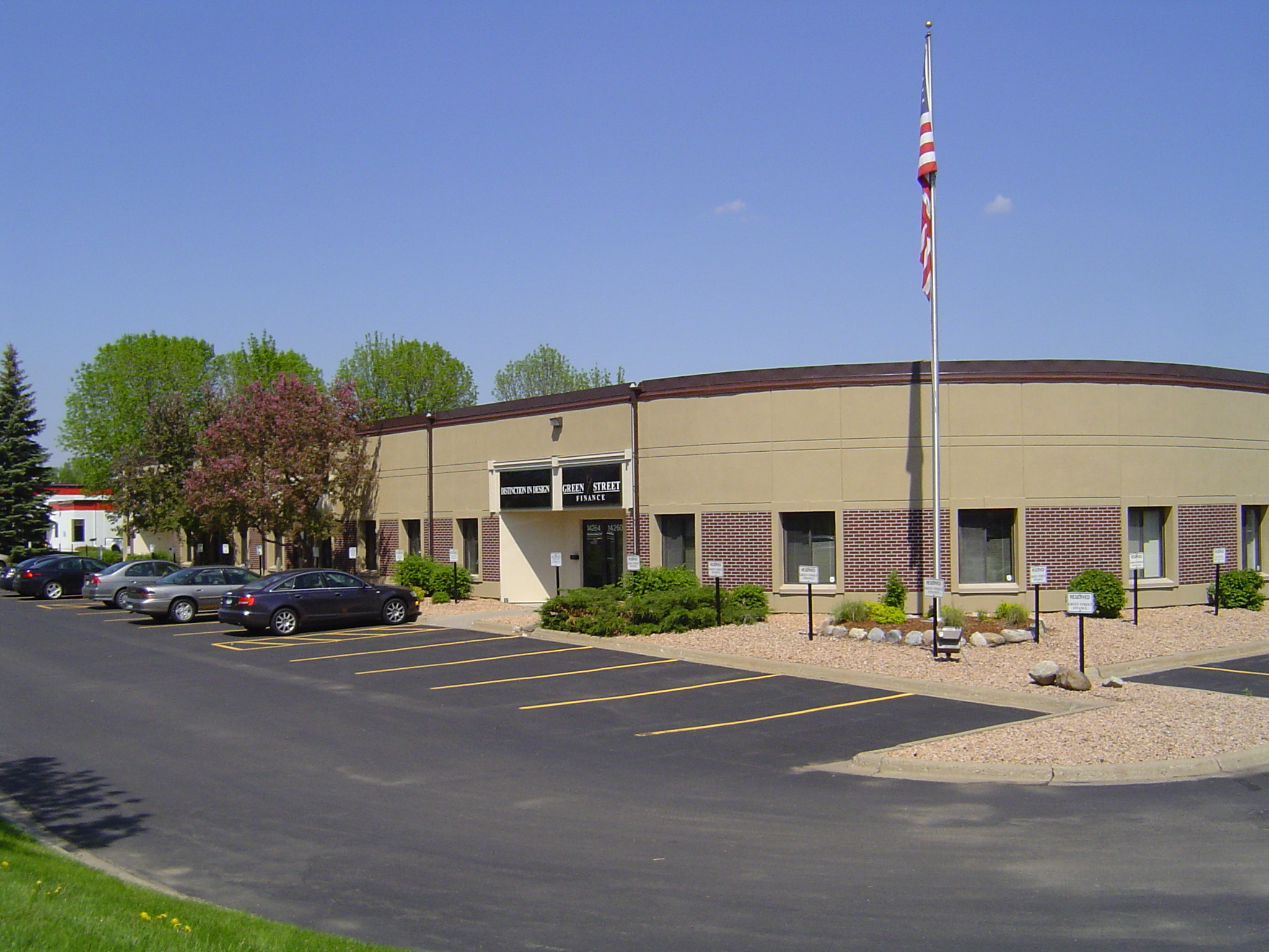 14200-14280 N 23rd Ave, Plymouth, MN for lease Primary Photo- Image 1 of 8