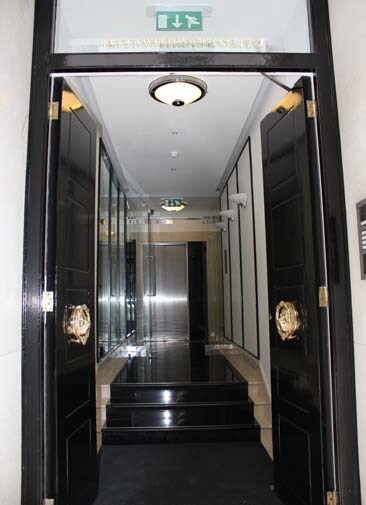 13 St Swithins Ln, London for lease - Interior Photo - Image 2 of 25