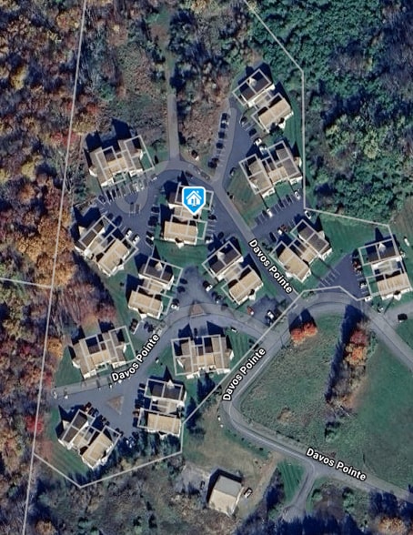 52 Units in Davos portfolio of 2 properties for sale on LoopNet.com - Building Photo - Image 2 of 9