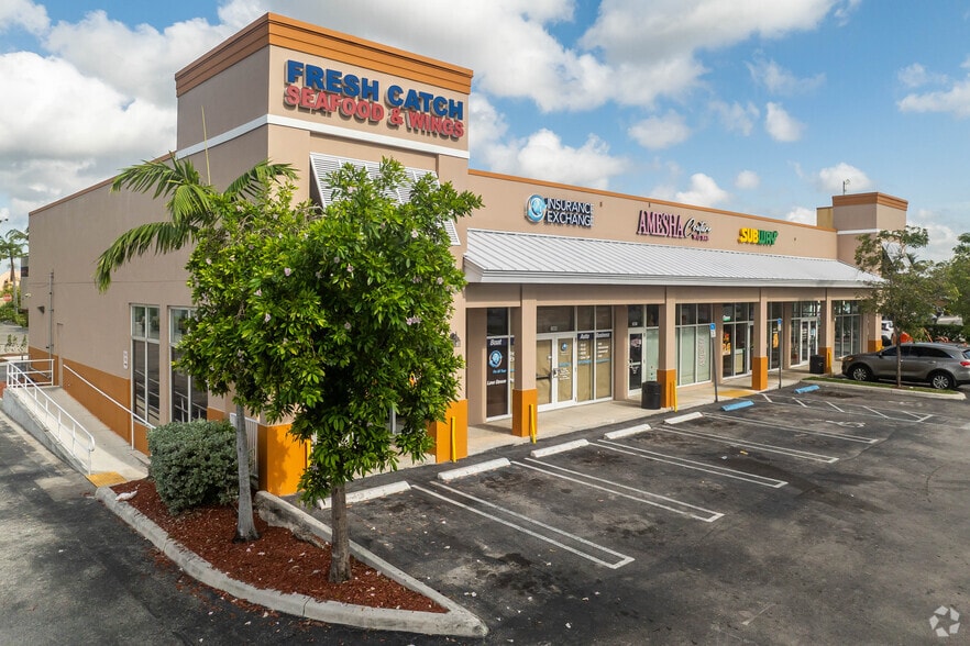 19866-19874 NW 27th Ave, Miami Gardens, FL for lease - Building Photo - Image 2 of 12