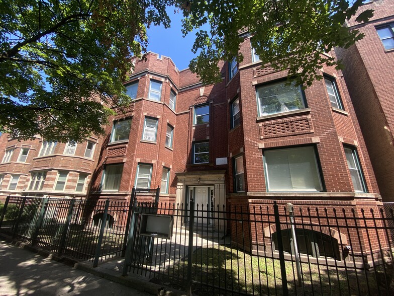 7731-7733 S Kingston Ave, Chicago, IL for sale - Primary Photo - Image 1 of 1