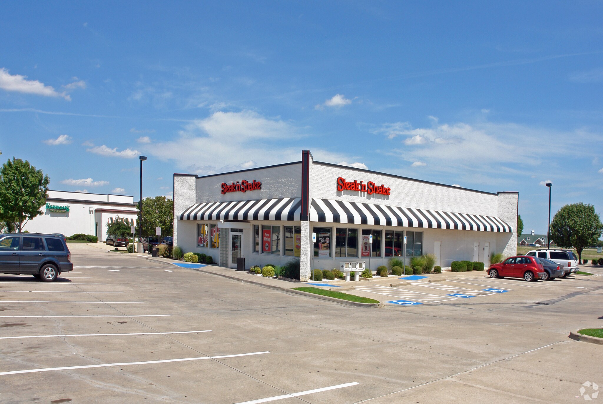 2205 E Grapevine Mills Cir, Grapevine, TX for sale Primary Photo- Image 1 of 1