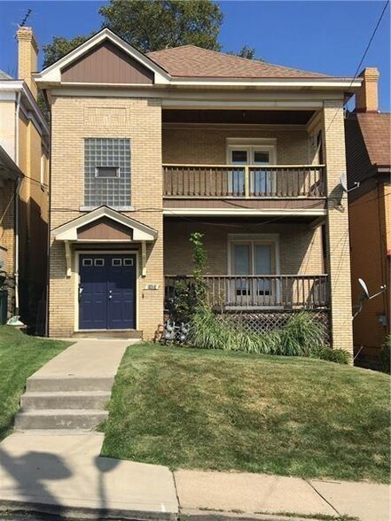 3 Duplex Buildings portfolio of 3 properties for sale on LoopNet.com - Building Photo - Image 2 of 3