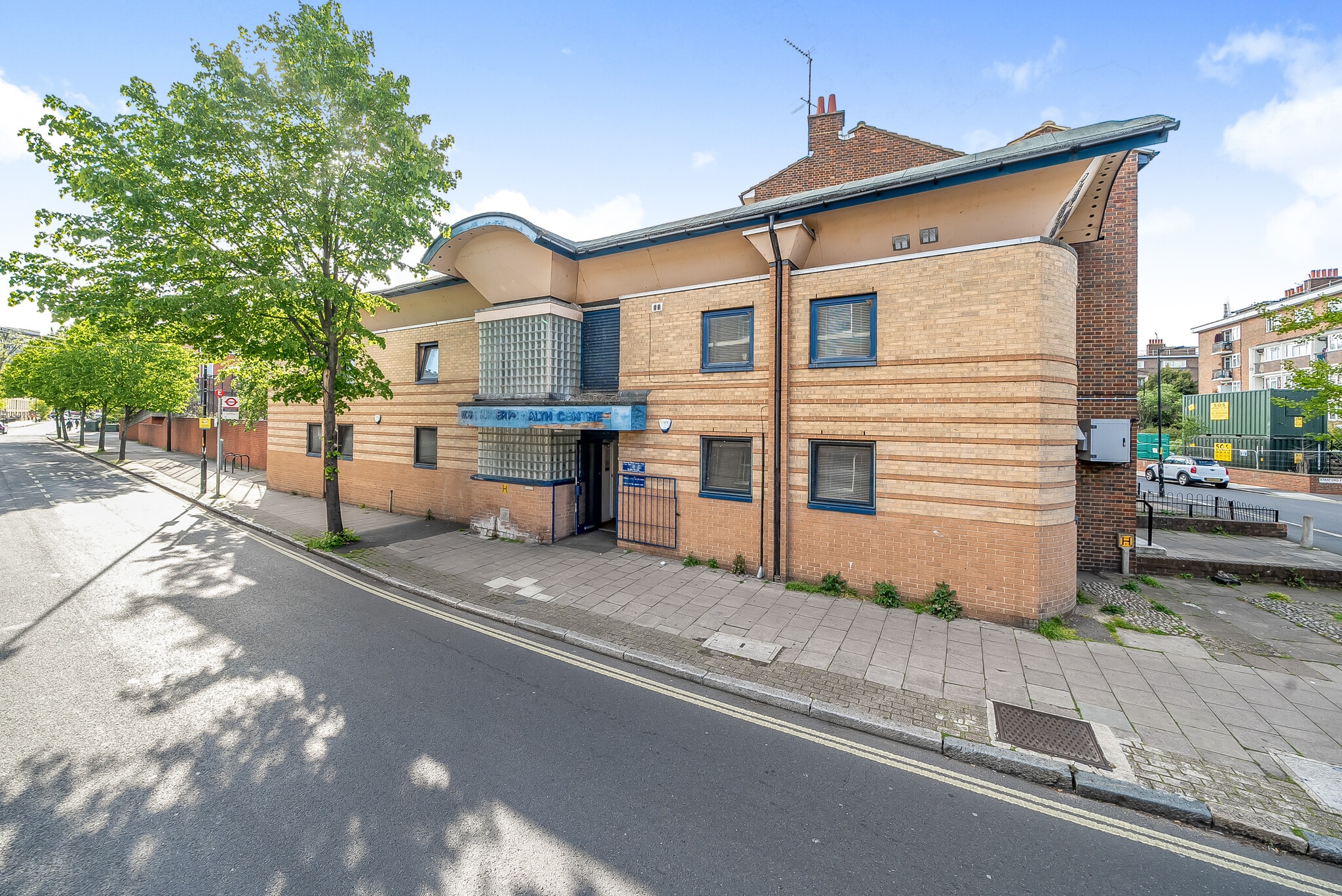 301 East St, London for sale Building Photo- Image 1 of 1