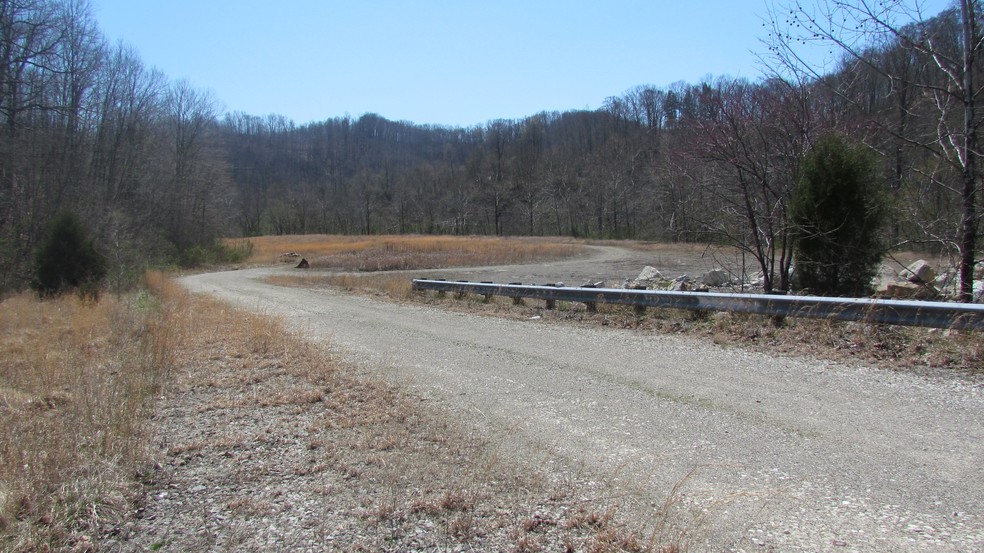 0 Mccorkle Rd, Alum Creek, WV for sale - Building Photo - Image 3 of 10