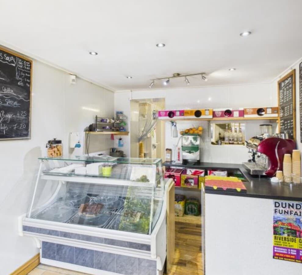 70 Bell St, Dundee, ANS DD1 1HF - Unit 70 - - Interior Photo - Image 1 of 4