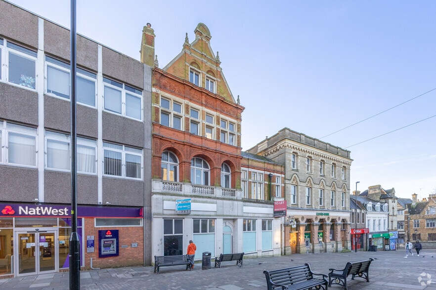 47 Market St, Wellingborough for lease - Building Photo - Image 3 of 3