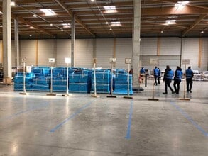 Flex in Marly-la-Ville for lease Interior Photo- Image 2 of 5