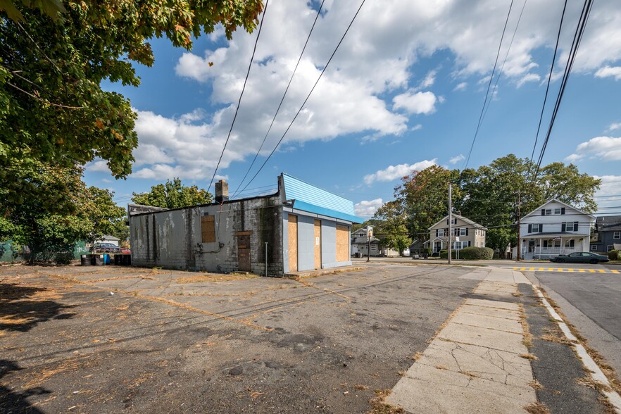 474 Concord St, Framingham, MA for sale - Building Photo - Image 1 of 1