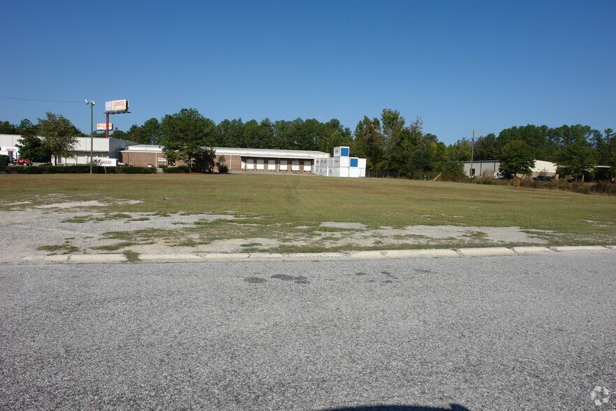 Commerce Dr, Cayce, SC for sale - Primary Photo - Image 1 of 1