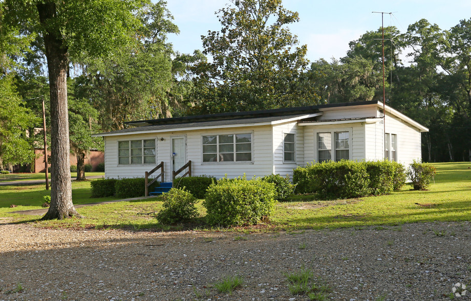 4884 Highway 90, Marianna, FL for sale - Primary Photo - Image 1 of 1